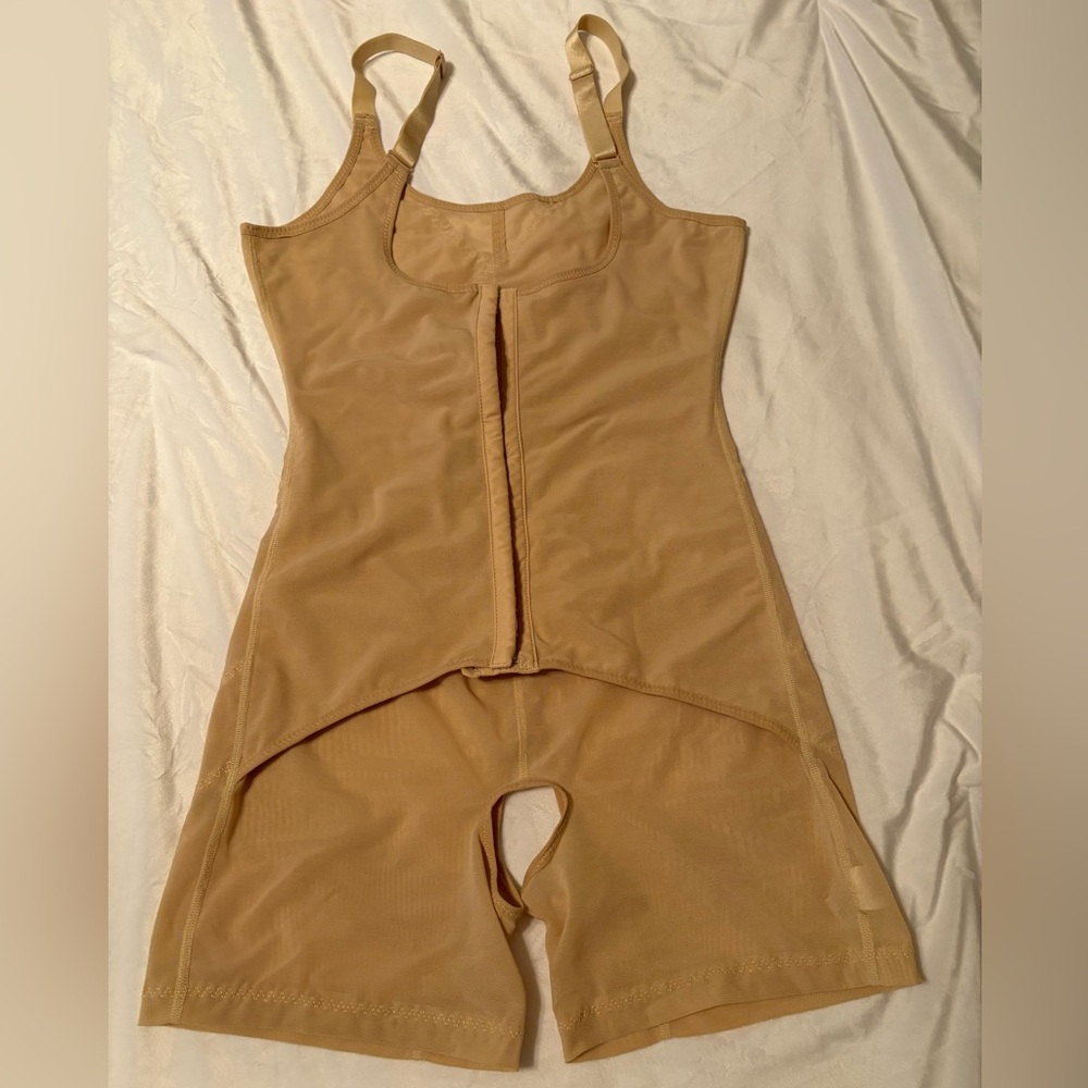 Nebility Plus Size Shapewear Tummy Control Bodysuit 1XL